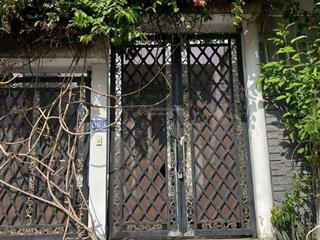 Chủ gửi bán căn nhà 1 trệt 1 lầu bình chánh ql50, sổ riêng giá 980tr đang cho thuê 8tr 1 tháng