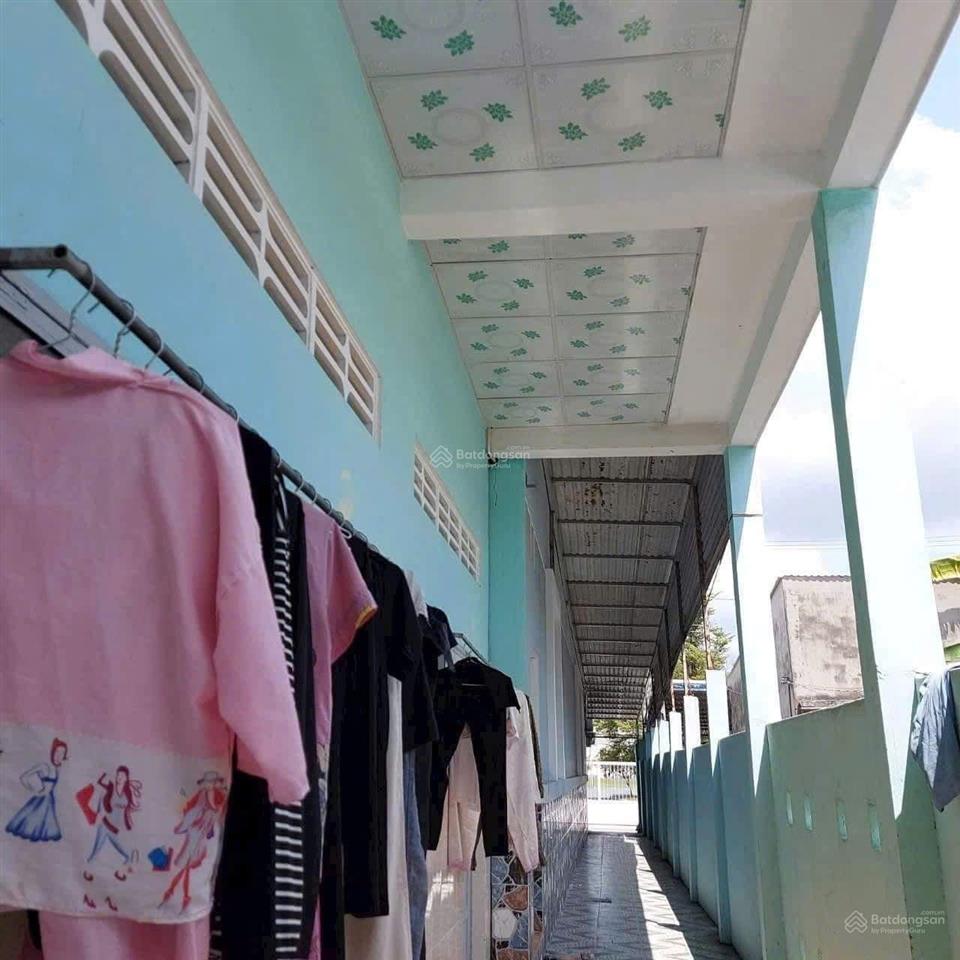 Chính chủ bán nhà 1 trệt 1 lầu kèm 5 phòng trọ đang cho thuê thu nhập 18tr 1 tháng 6x27m