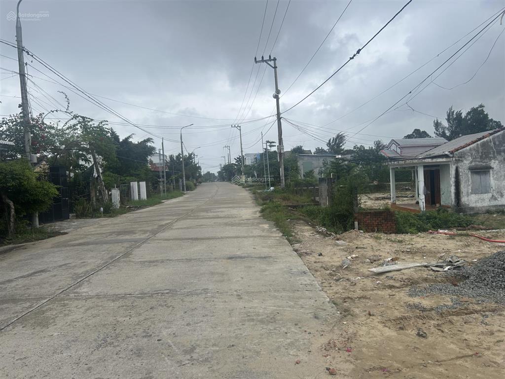 Bán đất đẹp tại trục chính mặt tiền xã duy nghĩa, 4,2 tỷ, 362,8 m2 đất ở 100%