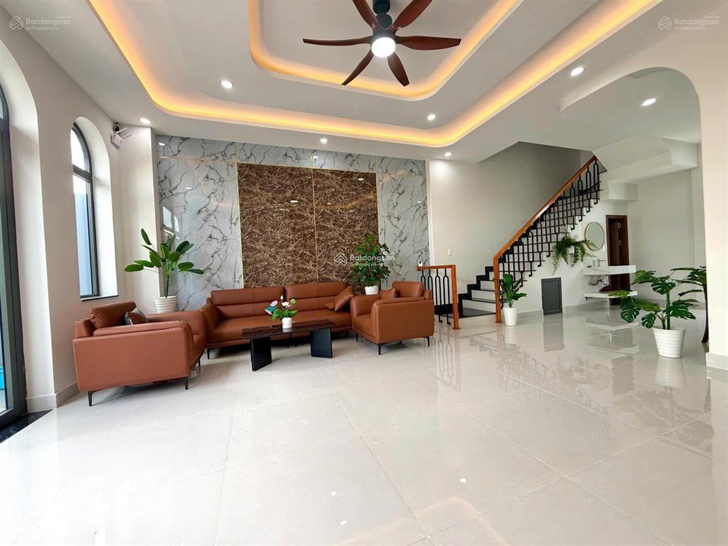 Nhà mới xây 1 trệt 2 lầu, tân phú trung, củ chi. cách bv xuyên á 10p, dt 6x14, giá chỉ 2tỷ5