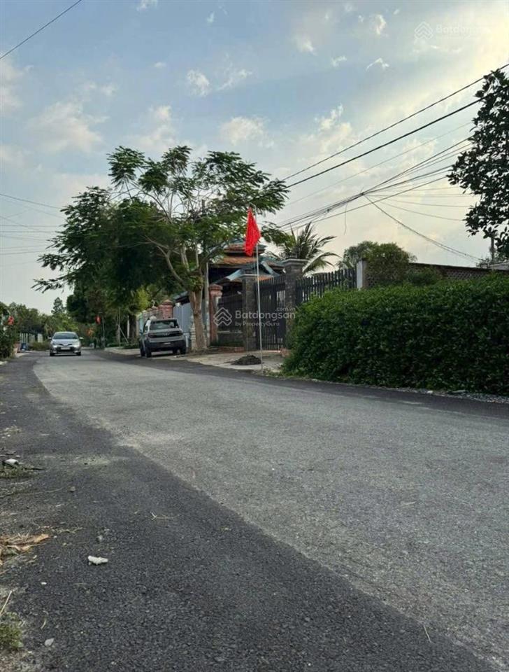 Chủ gửi bán đất đ. nguyễn kim cương, xã tân thạnh đông, củ chi. dt 14x26m (thổ cư 100m2). giá 2 tỷ