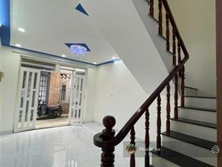 Nhà 1 trệt 1 lầu, 4x13m đường huỳnh thị mài, tân hiệp, hóc môn. shr giá 2 tỷ