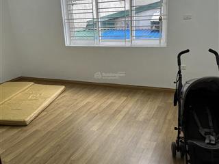 Bán nhà mặt ngõ 3 bước ra công viên gần bệnh viện gần hồ hoàng cầu