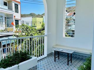 Nhà 2 tầng góc 2 mặt tiền trung tâm bắc nha trang