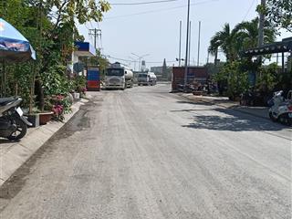 Mặt tiền dương cát lợi tt nhà bè 128m 5 tầng 18 phòng mặt bằng kd sẵn