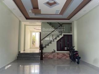 Bán nhà 3 lầu btct mặt tiền đường 20m kdc phú xuân nhà bè ngang 5m x 25m