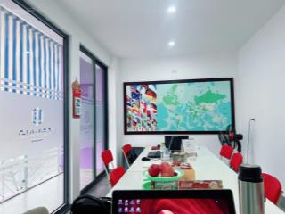 Cho thuê văn phòng tầng 3 dt 30m² mặt đường phan kế toại  thuận tiện di chuyển