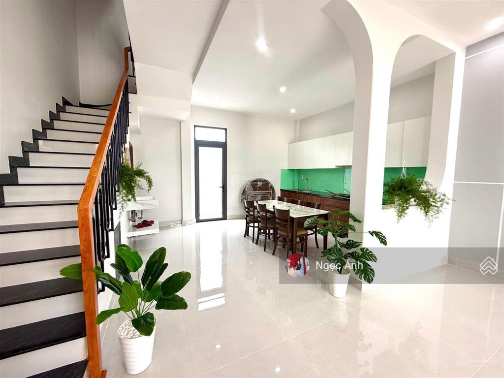 Nhà mới xây, 3pn diện tích 260m2 tại x. tân phú trung, củ chi. shr, dân cư đông đúc, giá 3 tỷ 2x