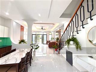 Nhà mới xây, 3pn diện tích 260m2 tại x. tân phú trung, củ chi. shr, dân cư đông đúc, giá 3 tỷ 5x