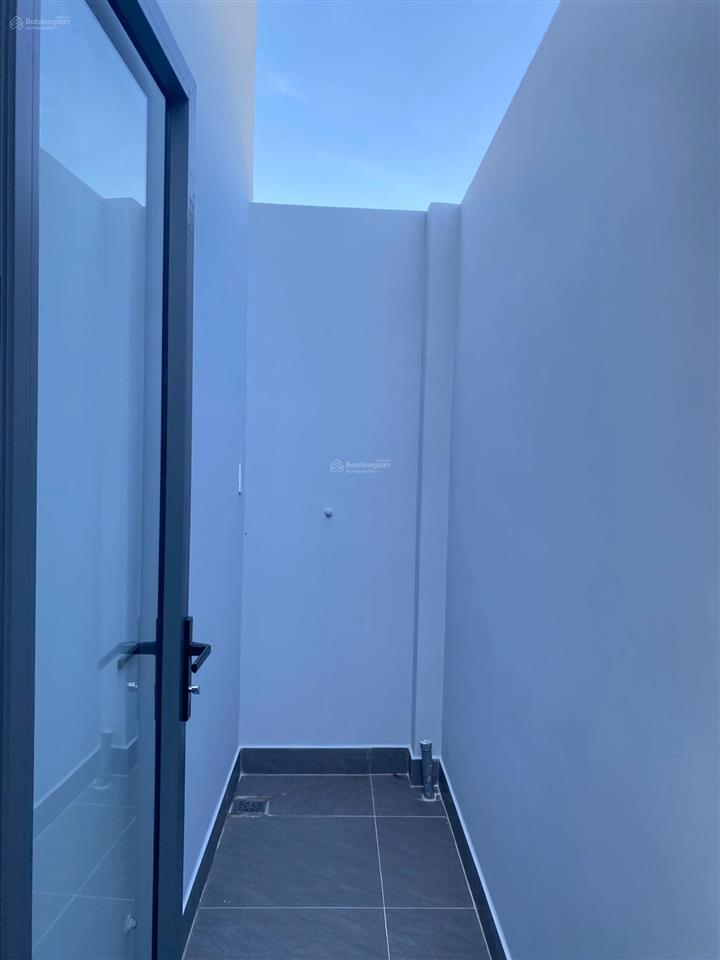 Nhà mới xây, 3pn diện tích 260m2 tại x. tân phú trung, củ chi. shr, dân cư đông đúc, giá 3 tỷ 2x