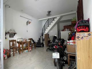 Kẹt tiền bán gấp! nhà cấp 4 dt 50m2 tại x. bà điểm, hóc môn. giá 2 tỷ 6