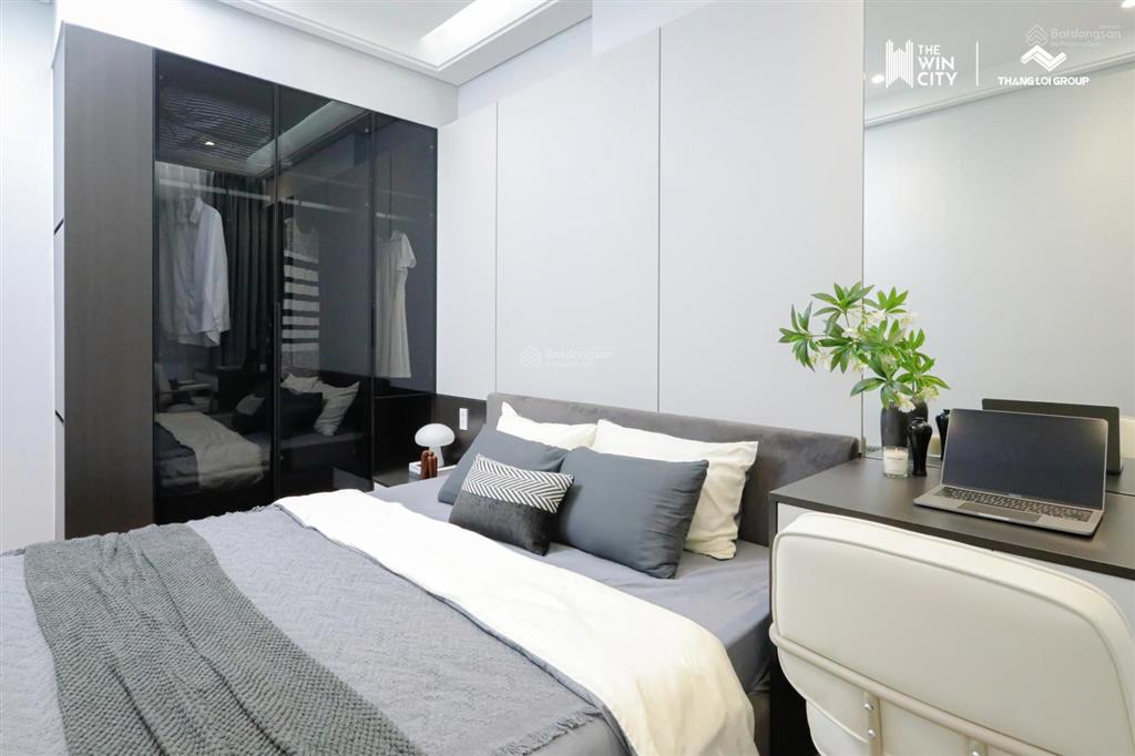 Em còn duy nhất căn góc tầng 14 view hồ bơi, full chính sách, full nội thất, 2pn2wc, dt 67m2