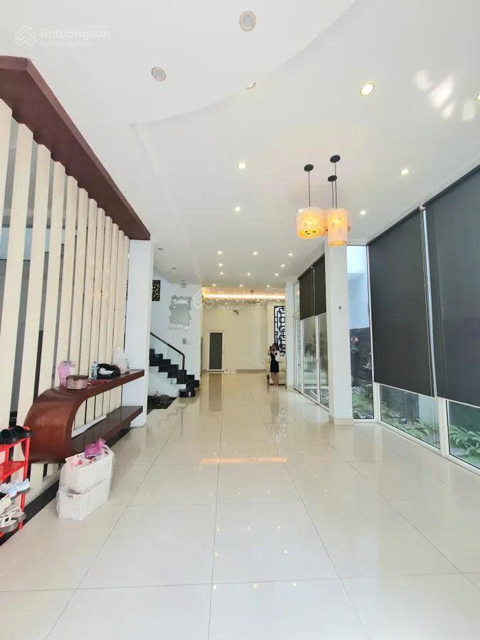 Bán biệt thự nguyễn văn linh 194m2 3 tầng  22.8 tỷ  biệt thự tân cổ điển khu vip quận 7