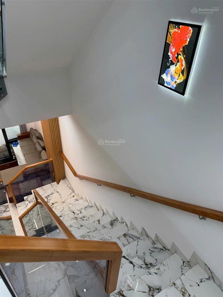 Cực hiếm! bán nhà hải châu, 90m2 x 3t, gara ô tô, phân lô vỉa hè, full nội thất ở ngay