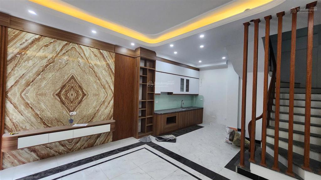 Bán nhà phú lương 41.8m 4.5 tầng 4.63 7 chỗ vào nhà