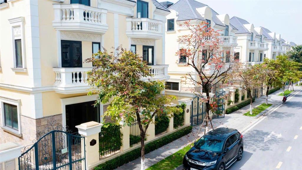 Bán lô ngoại giao liền kề 2 mặt tiền có hầm vip nhất dự án, vay htls 18 tháng, nhận nhà ngay