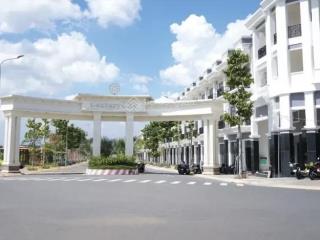 Đất nền, shophouse, nhà phố century city, cách sân bay 3km. mặt tiền dt 769. sổ hồng riêng