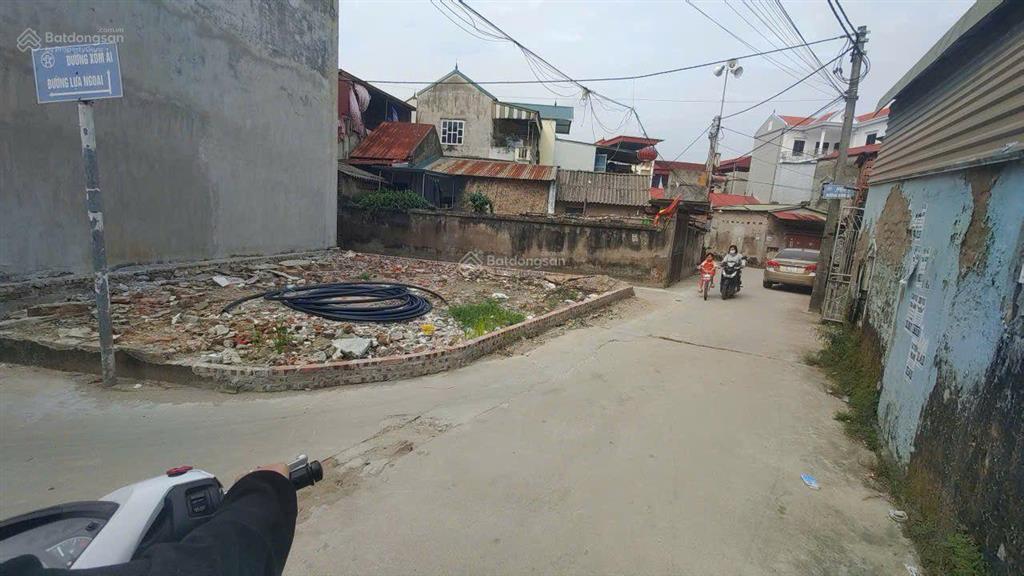 Xã thanh văn thôn bạch nao diện tích 55m2 (lô góc 3 thoáng) mặt tiền 4,87m, 3.95 tỷ