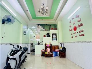 Mặt tiền phân lô tên lửa nhà đẹp 4 tầng, khu dân trí cao bình tân