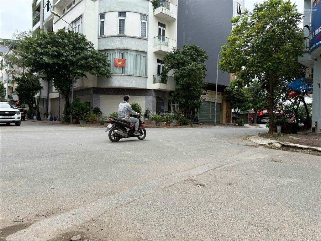 Cắt lỗ 136m2 tại tân xã trung tâm hòa lạc gần khu cnc, đh quốc gia, đh fpt, giá chỉ 3,1 tỷ