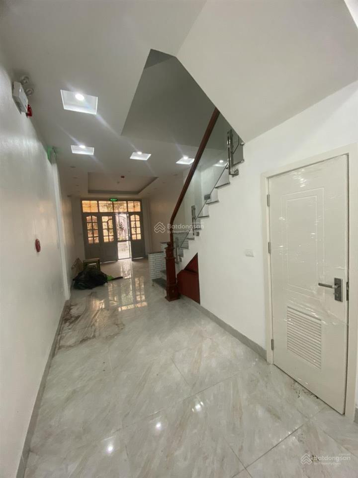 Bán nhà riêng chính chủ 2 mặt đường ,60m2 (đường xe oto tránh nhau được)