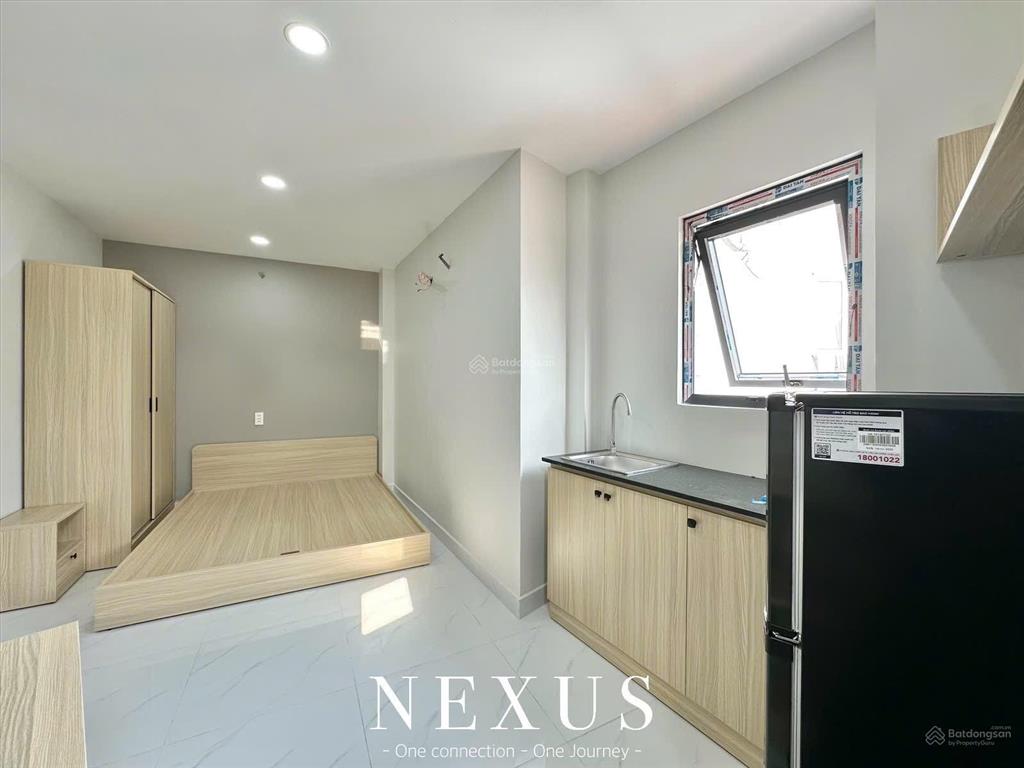 Cho thuê phòng mới 100% ngay dương quảng hàm, full nội thất, sát trường đh văn lang