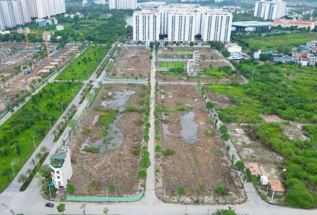 CẦN BÁN NHANH LIỀN KỀ GÓC VƯỜN HOA B2.3 - VỊ TRÍ ĐẸP HIẾM CÓ!