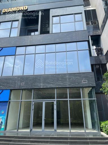 Bán căn shop chân đế 3 tầng 330m2, sở hữu lâu dài, ở và kinh doanh được, giá 46 tỷ the matrix one