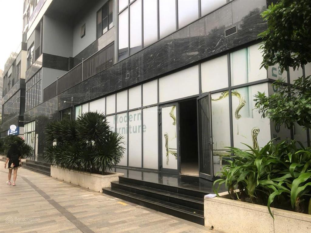 Bán căn shop chân đế 3 tầng 330m2, sở hữu lâu dài, ở và kinh doanh được, giá 46 tỷ the matrix one