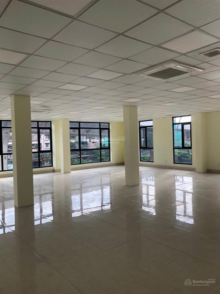 Cho thuê nguyên sàn tầng 2 nhà 5 tầng tại phố đại la