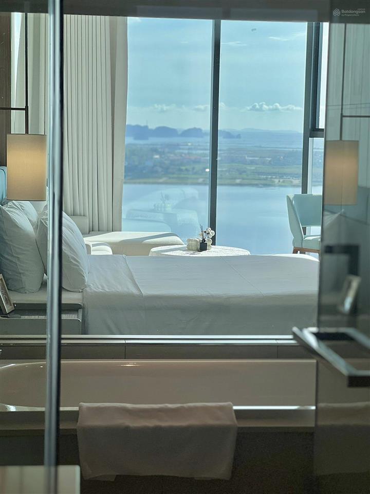 Cần tiền mua căn to, gia đình giao bán studio a la carte chính biển tầng cao  giá nhỉnh 3 tỷ