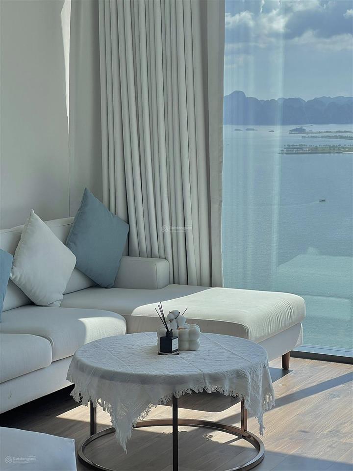 Cần tiền mua căn to, gia đình giao bán studio a la carte chính biển tầng cao  giá nhỉnh 3 tỷ