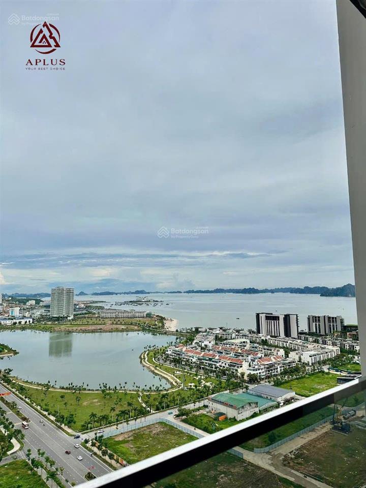 Căn 2pn full nội thất  ban công đông nam  giá chỉ 2,9 tỷ cam kết rẻ nhất thị trường