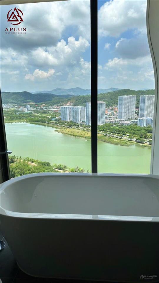 Siêu phẩm có 102  căn góc 3 phòng ngủ  penhouse duplex citadines marina hạ long