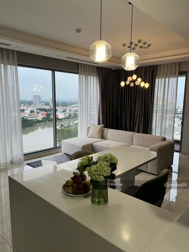 Nhà thật  tin thật || 2 phòng ngủ  dt 93m2  giá 9,5 tỷ  căn góc