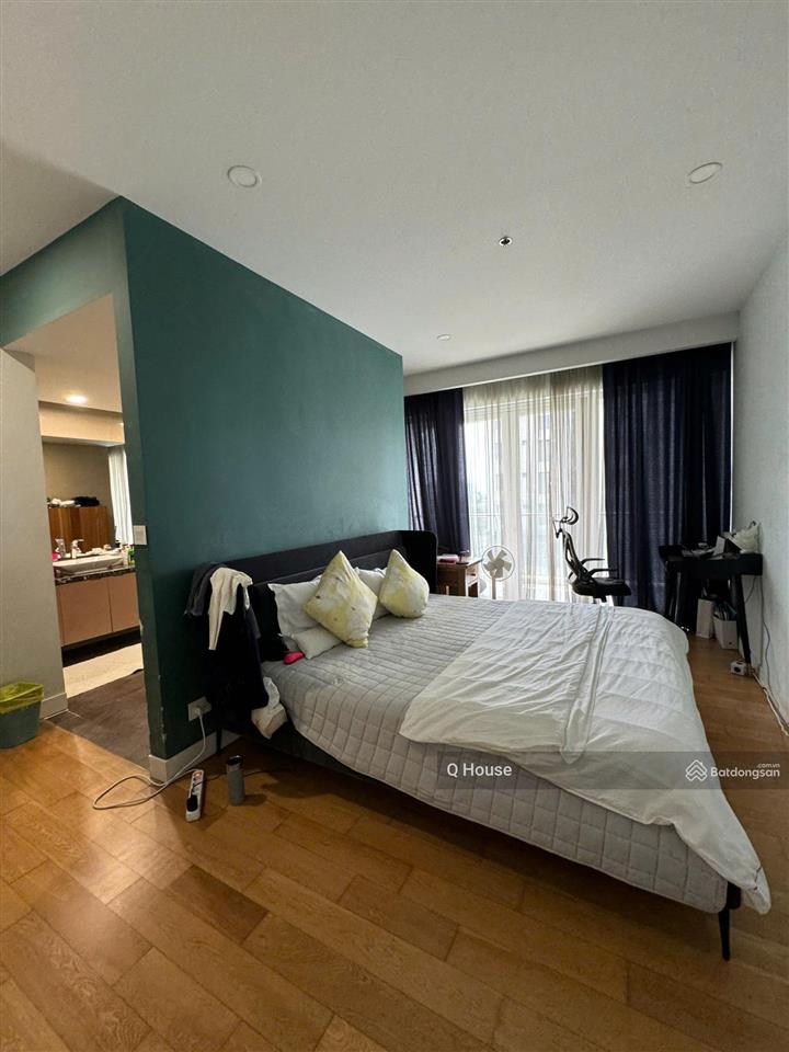 Tin đăng xác thực || 4 phòng ngủ brilliant sẵn sổ hồng  dt 217m2  giá 23,6 tỷ