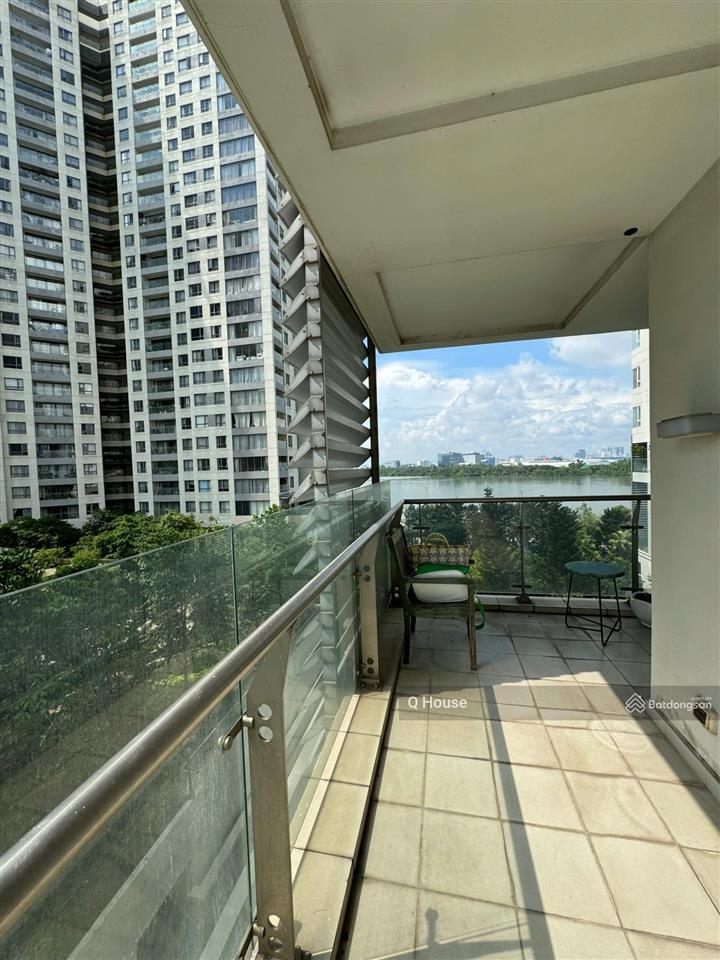 Tin đăng xác thực || 4 phòng ngủ brilliant sẵn sổ hồng  dt 217m2  giá 23,6 tỷ