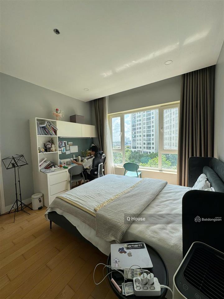 Tin đăng xác thực || 4 phòng ngủ brilliant sẵn sổ hồng  dt 217m2  giá 23,6 tỷ