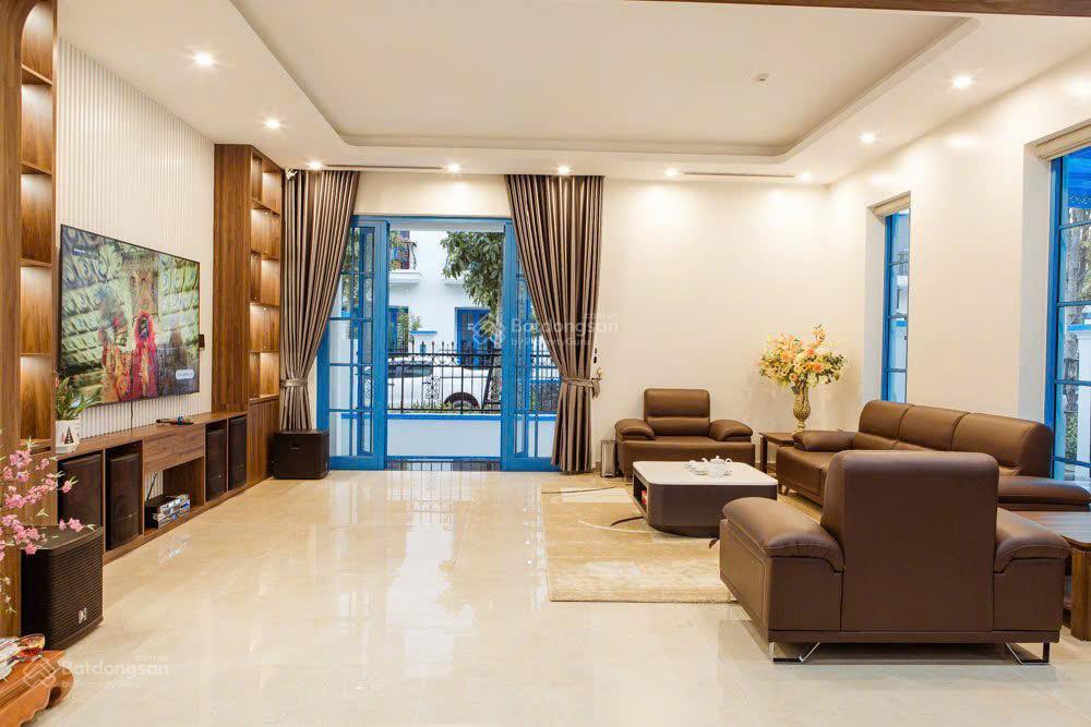 Bán gấp căn biệt thự biển sun feria bãi cháy, 166m2 giá 18,x tỷ, hướng đn, giá rẻ nhất thị trường