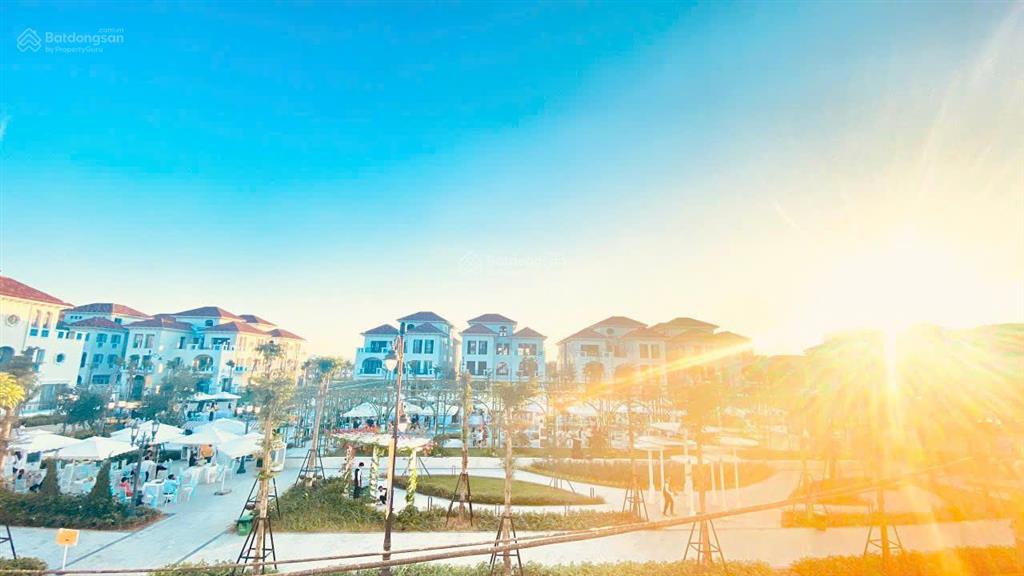 Bán gấp căn biệt thự biển sun feria bãi cháy, 166m2 giá 18,x tỷ, hướng đn, giá rẻ nhất thị trường