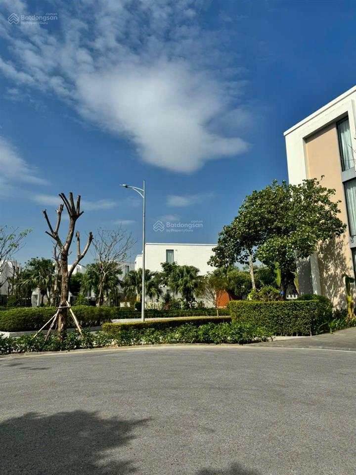 Chính chủ bán cắt lỗ căn biệt thự nghỉ dưỡng 283m2, giá 27,x tỷ sun premier village sổ đỏ trao tay