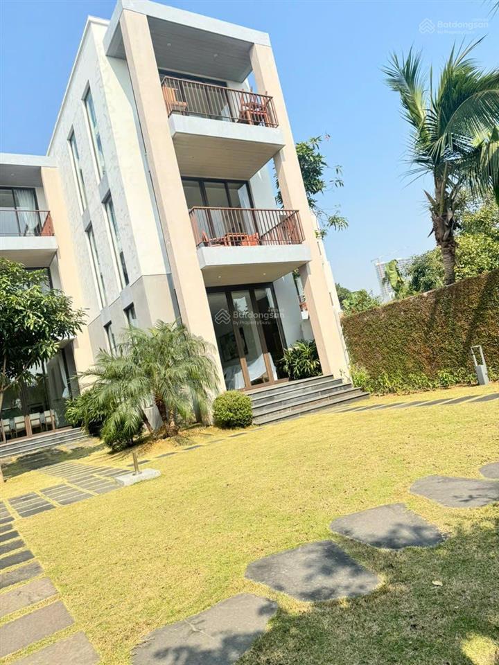 Chính chủ bán cắt lỗ căn biệt thự nghỉ dưỡng 283m2, giá 27,x tỷ sun premier village sổ đỏ trao tay