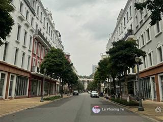 Bán gấp căn shophouse cách biển 200m, dt 116.5m2 giá 1x,x tỷ, kinh doanh sầm uất, bao rẻ nhất tt