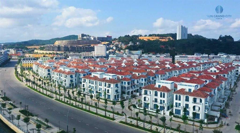 Bán gấp bt tứ lập sun feria hạ long, dt 165m2 giá bán 18,9 tỷ, giá rẻ nhất hạ long, sở hữu lâu dài