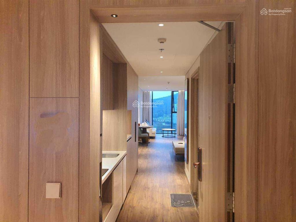Bán căn vip 2 ngủ+ 2vs view biển 75.8m2 giá 4,x tỷ, a la carte sổ lâu dài, giá bao rẻ nhất baĩ cháy