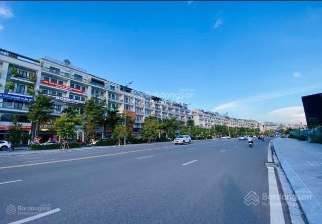 Bán gấp shophouse 5 tầng có nội thất, dt 120m2 đường bao biển giá 39,9 tỷ rẻ ở mon bay hạ long