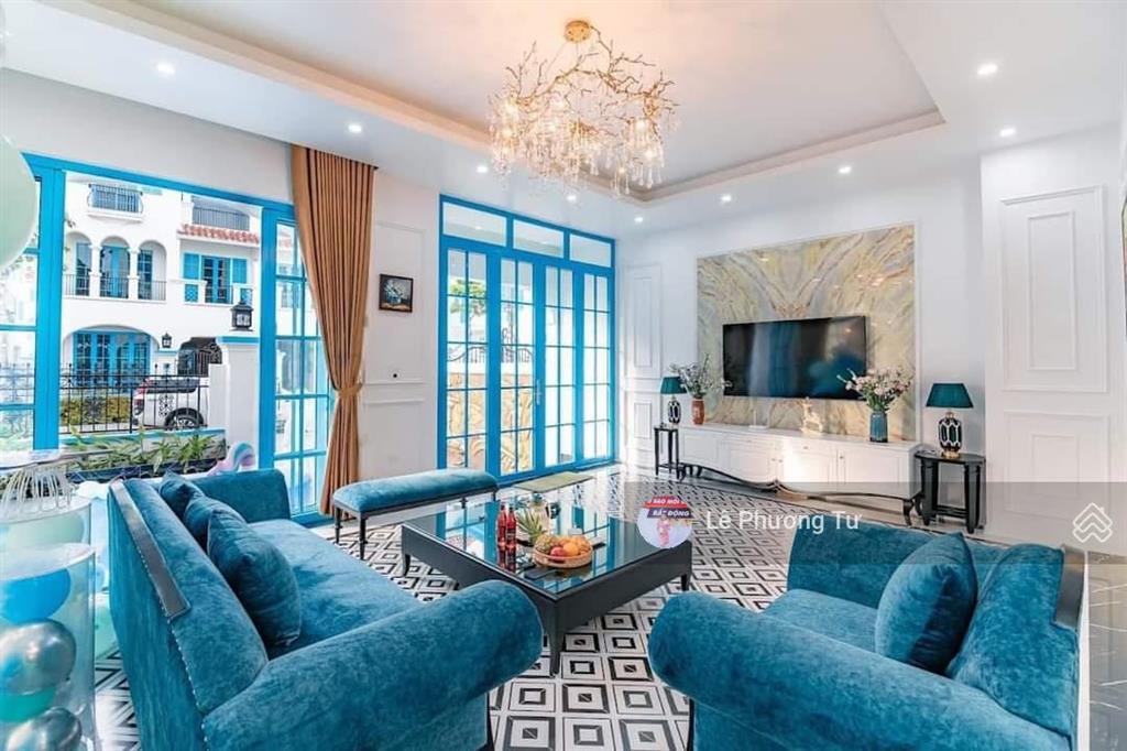 Cần bán gấp căn biệt thự sun feria hạ long 406m2 giá hơn 90tr/m2 bao rẻ nhất tt, sở hữu lâu dài