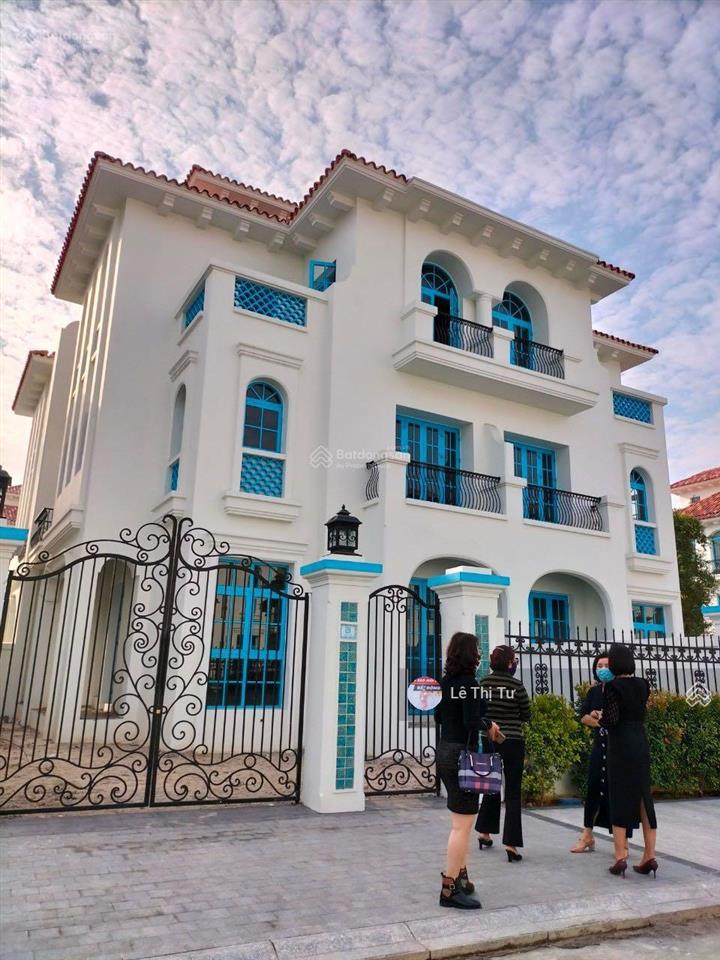 Cần bán ngay căn biệt thự view biển sun feria bãi cháy hl giá 24,x tỷ ,sổ trao tay ,giá tốt nhất tt