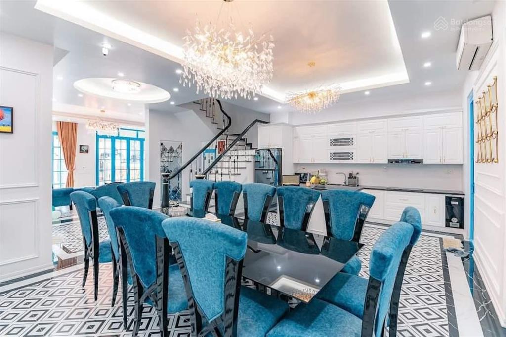 Bán gấp bt sun premier village dt 283m² giá rẻ 2xtỷ nhận cam kết 1,6 tỷ/ năm,giá rẻ nhất thị trường