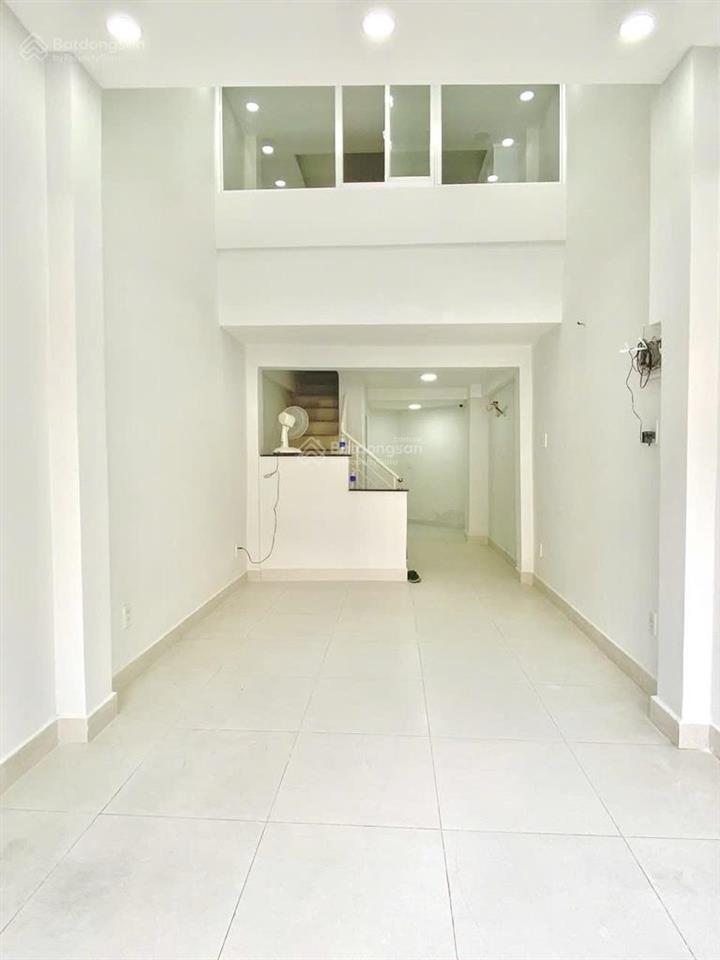 Mặt tiền kinh doanh 6 tầng  29m2  vĩnh viễn q10  vị trí sầm uất chỉ 9.6 tỷ